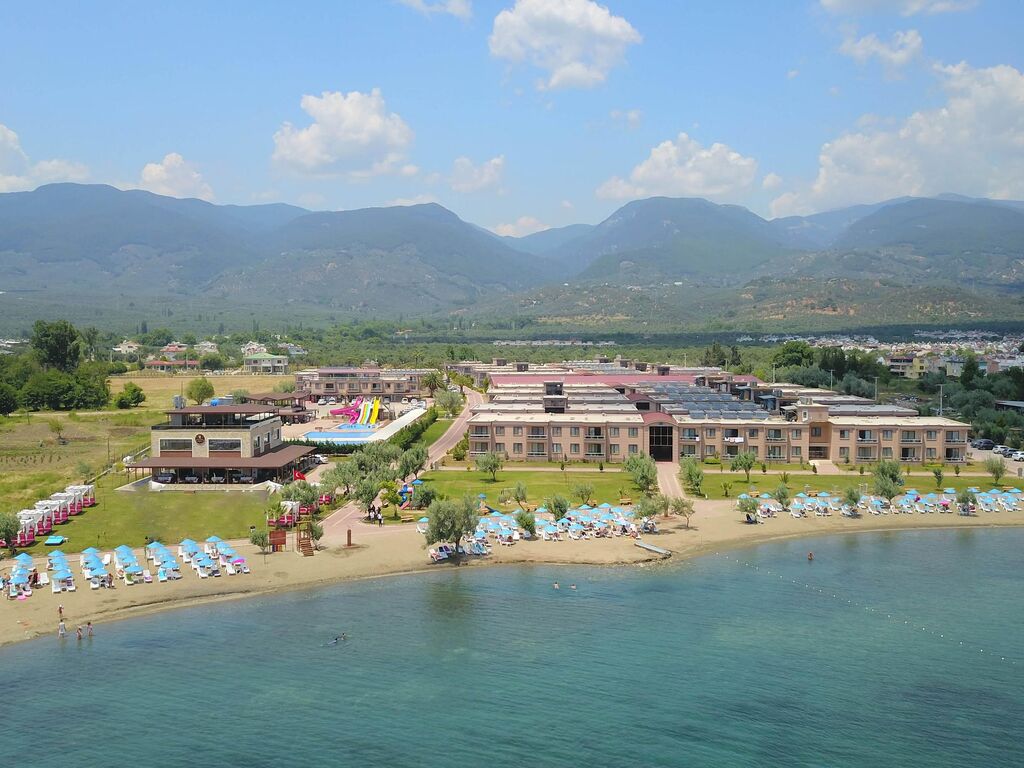 Jura Hotels Altınoluk Termal Otel