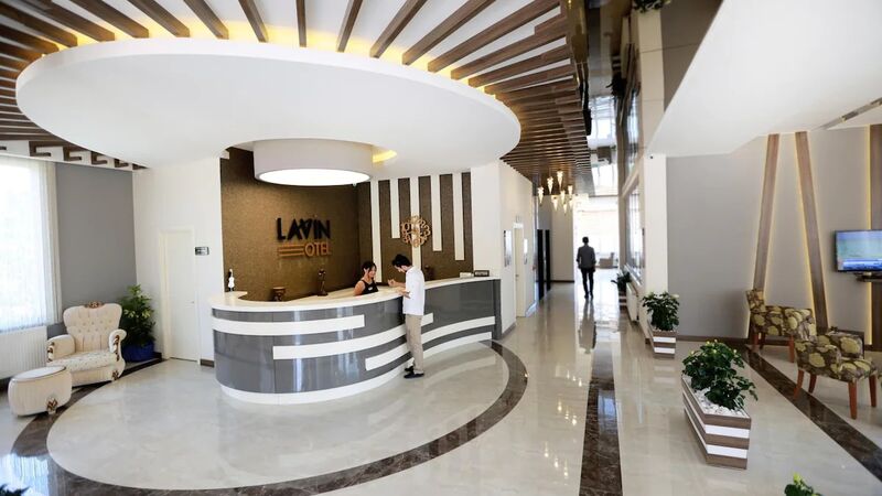 Lavin Otel